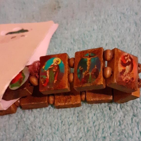 Bracelet - Picture 3 of 3